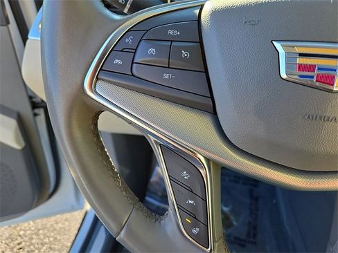 Used 2021 Cadillac XT5 Premium Luxury image 22