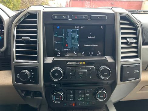 Used 2017 Ford F350 Lariat w/ Lariat Value Package AWD/4WD image 20