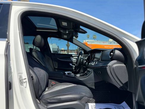 Used 2017 Mercedes-Benz E 300 E 300 4MATIC Sedan 4D w/ Premium 1 Package image 36