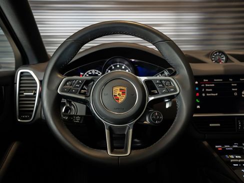 Certified 2023 Porsche Cayenne Coupe AWD/4WD image 25