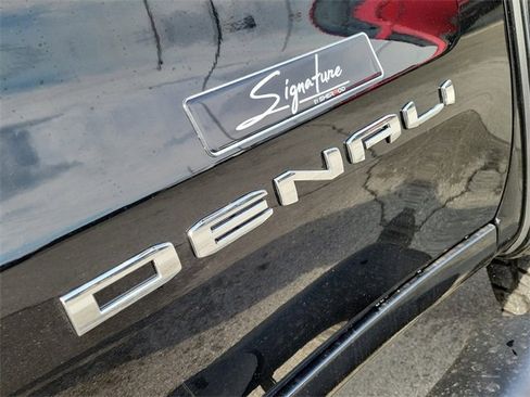 New 2026 GMC Sierra 1500 Denali w/ Technology Package image 9