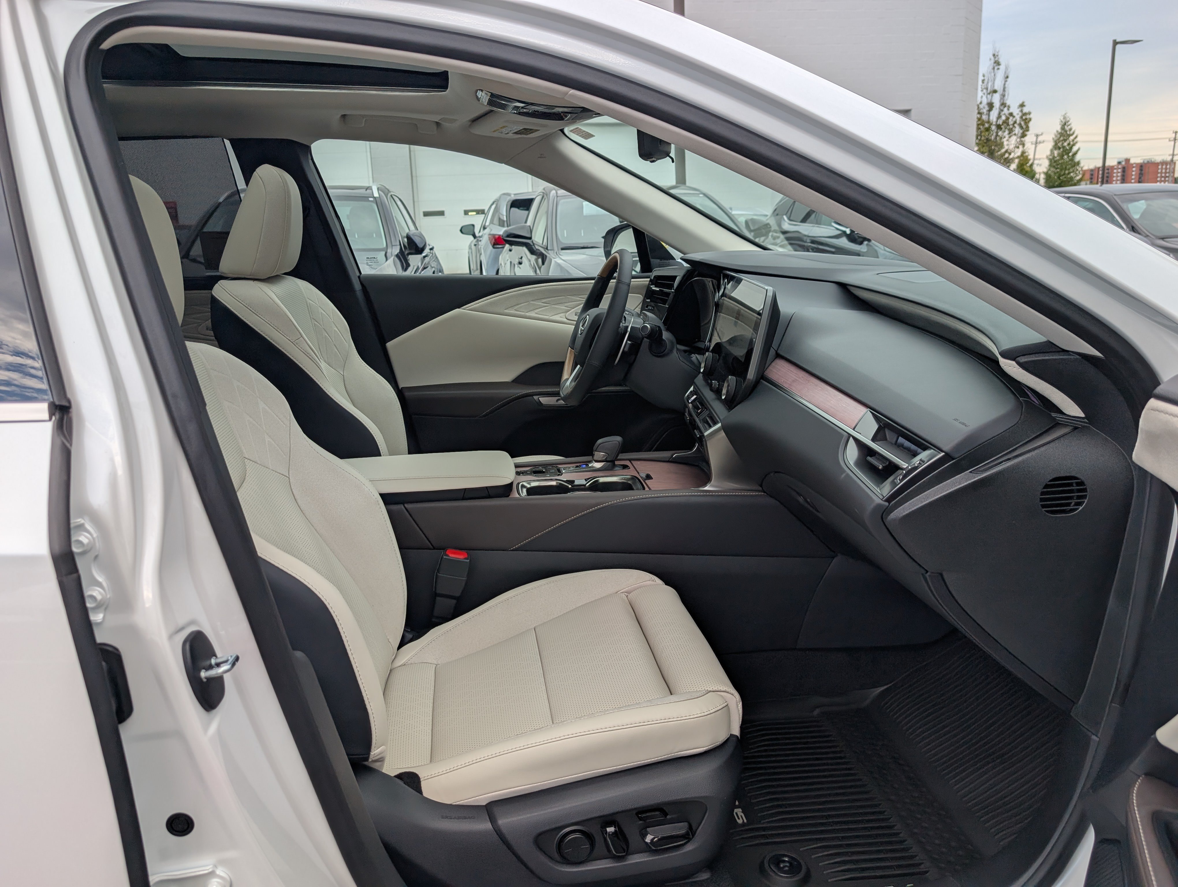 New 2026 Lexus RX 350 AWD/4WD image 7