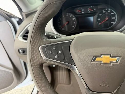 Used 2022 Chevrolet Malibu LT FWD image 12