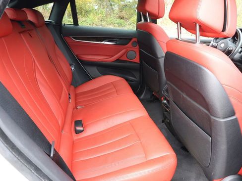 Used 2019 BMW X6 xDrive35i w/ M Sport Package image 25