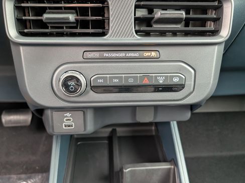 New 2025 Ford Maverick XL w/ Equipment Group 101A image 20