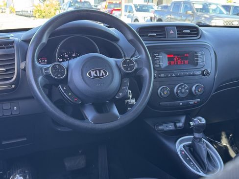 Used 2016 Kia Soul image 28