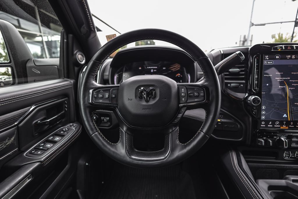 Used 2023 RAM 3500 Limited AWD/4WD image 27
