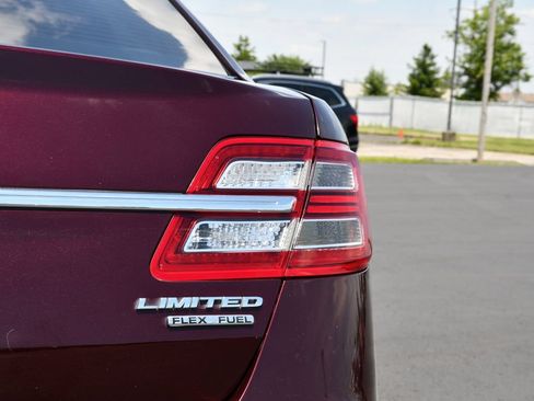 Used 2019 Ford Taurus Limited FWD image 9
