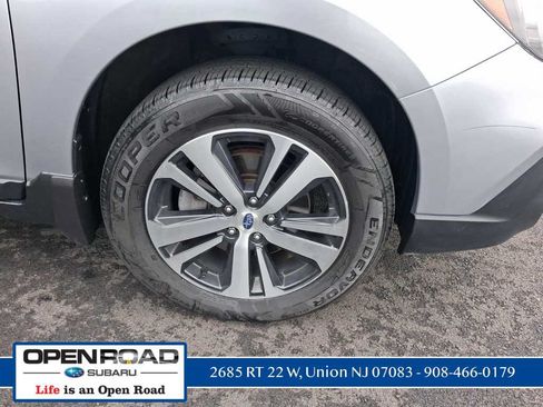 Used 2019 Subaru Outback 3.6R Limited AWD/4WD image 10