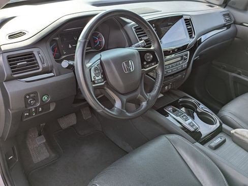 Used 2021 Honda Pilot Elite image 16