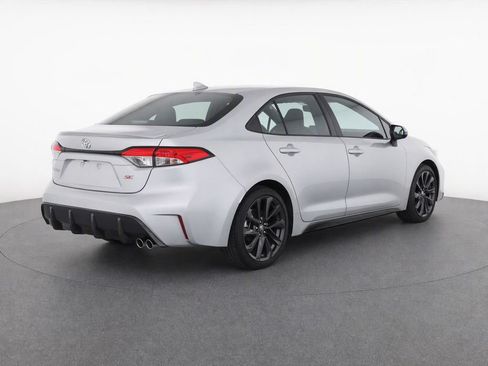 Used 2023 Toyota Corolla LE FWD image 4