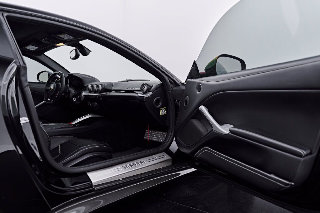 Used 2015 Ferrari F12 Berlinetta RWD image 39