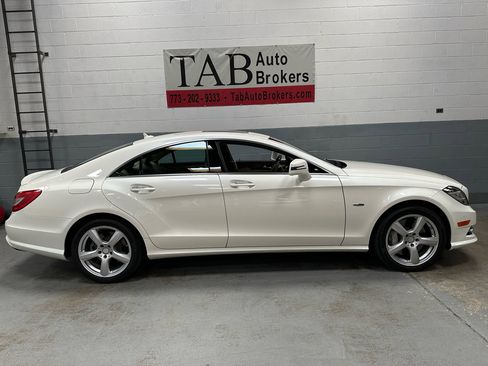 Used 2012 Mercedes-Benz CLS 550 4MATIC image 2