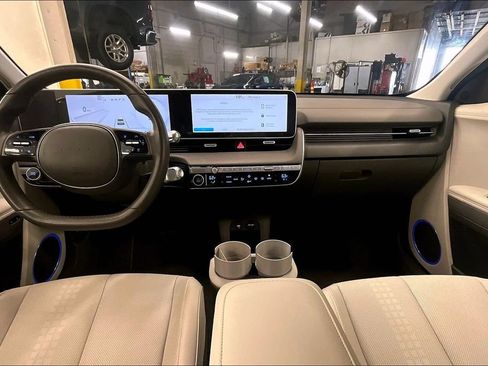 Used 2023 Hyundai Ioniq 5 Limited AWD/4WD image 14