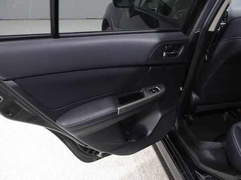 Used 2015 Subaru Crosstrek 2.0i Premium AWD/4WD image 19