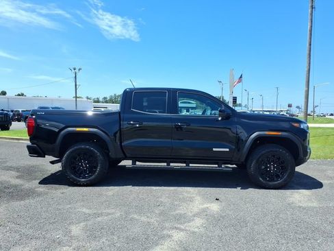 New 2026 GMC Canyon Elevation w/ Convenience Package AWD/4WD image 8