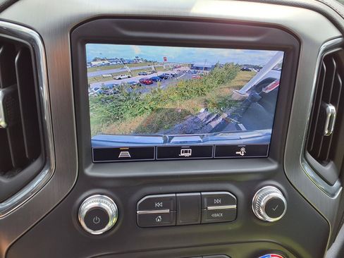 Used 2021 GMC Sierra 1500 Denali w/ Driver Alert Package II AWD/4WD image 8