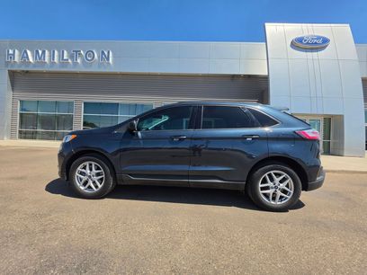 Used 2022 Ford Edge SE