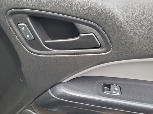 Used 2021 Chevrolet Colorado W/T w/ WT Convenience Package image 16