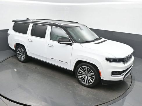 Used 2024 Jeep Grand Wagoneer L Series III image 46