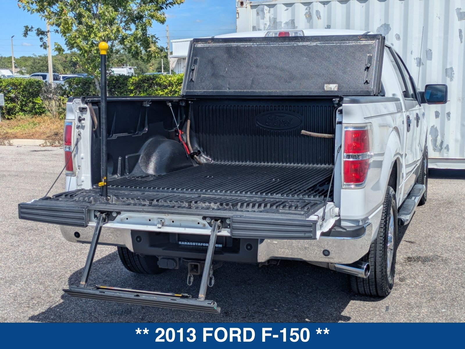 Used 2013 Ford F150 XLT w/ Luxury Equipment Group RWD image 18