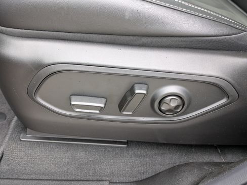 New 2026 Jeep Grand Cherokee L 4WD image 11
