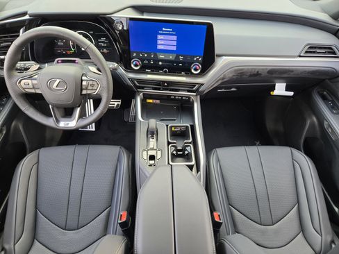 New 2026 Lexus TX 500h AWD image 16
