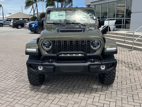New 2026 Jeep Gladiator Willys AWD/4WD image 4