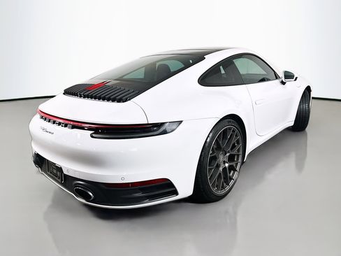 Used 2021 Porsche 911 Carrera image 7