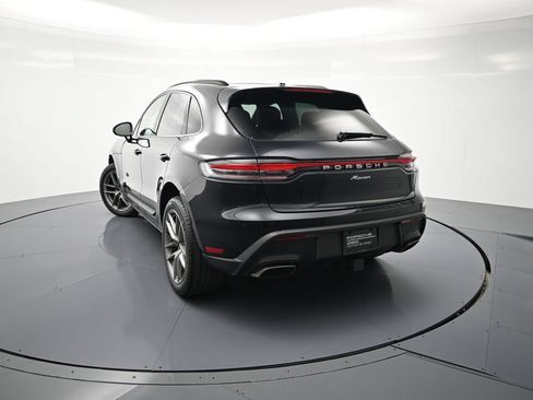 Used 2025 Porsche Macan AWD/4WD image 36
