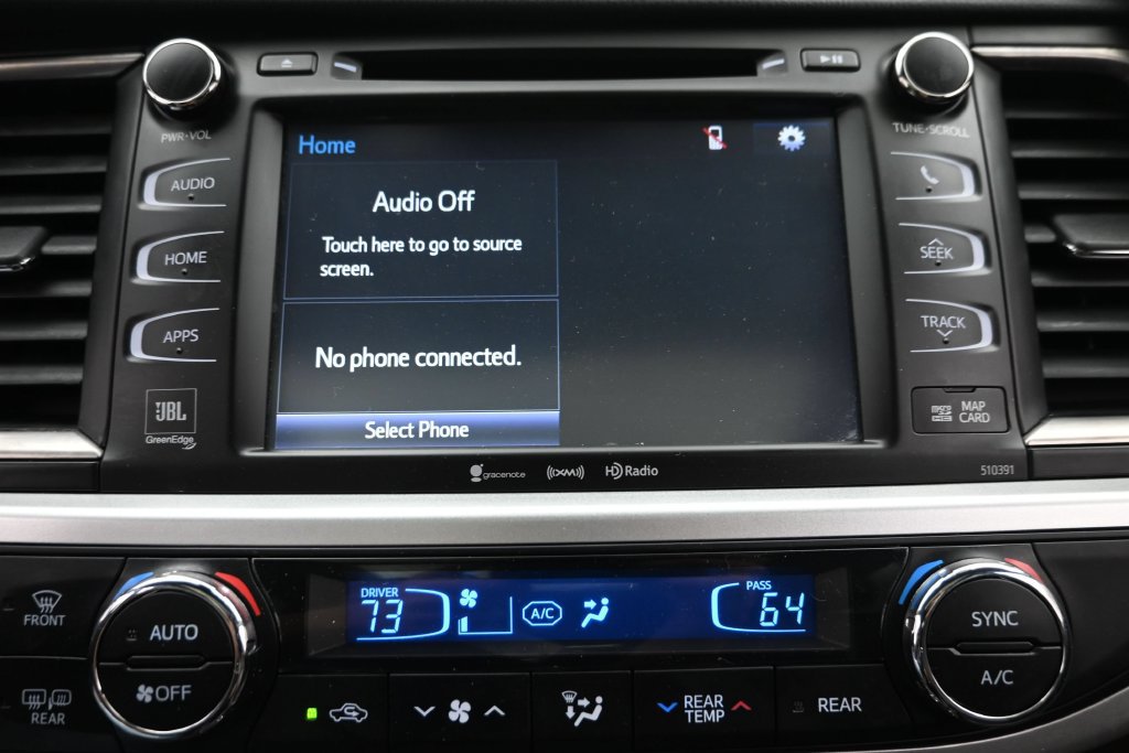 Used 2019 Toyota Highlander Limited Platinum AWD/4WD image 20