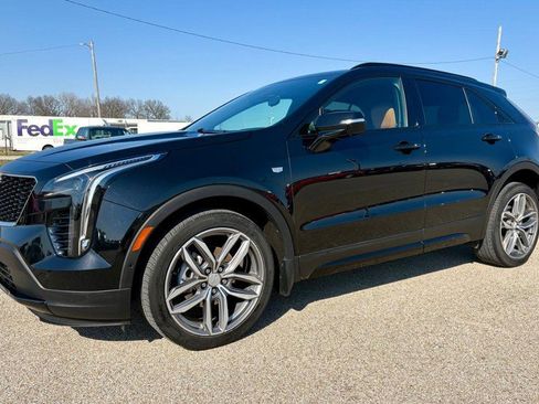 Used 2020 Cadillac XT4 Sport image 7