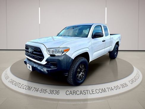 Used 2019 Toyota Tacoma SR RWD image 1