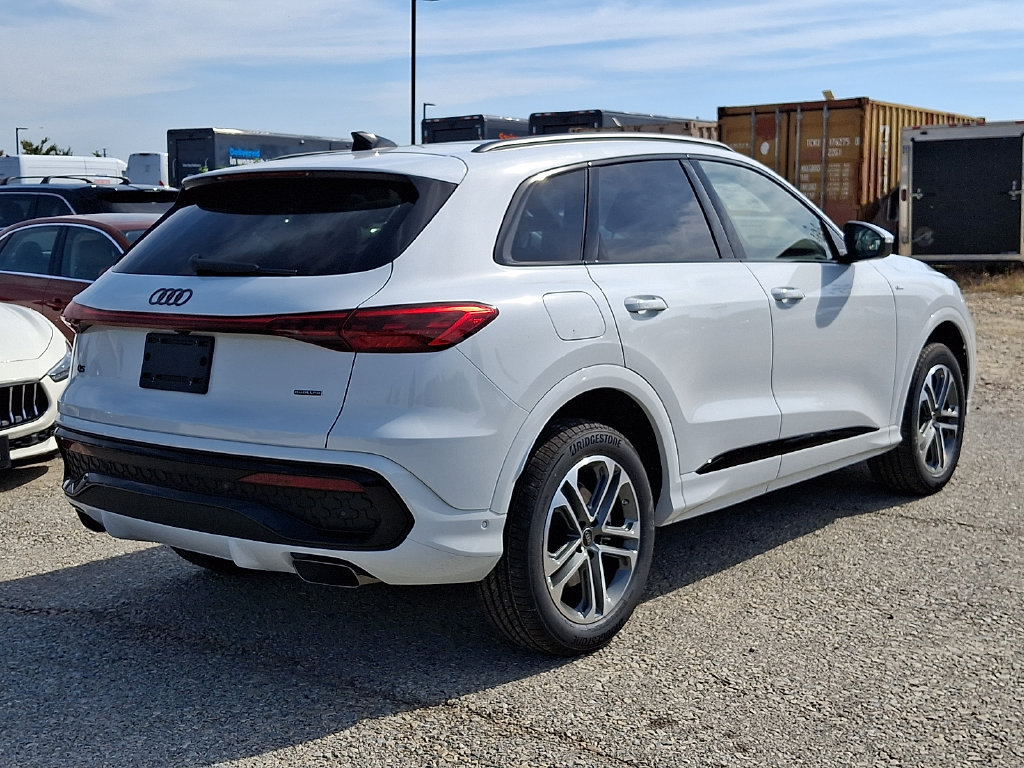 New 2026 Audi Q5 2.0T AWD/4WD image 4