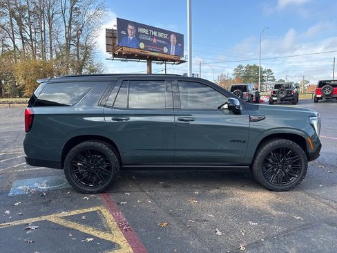 Used 2025 GMC Yukon AT4 Ultimate image 5