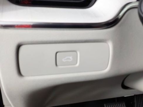 New 2026 Volvo XC60 B5 Ultra w/ Climate Package image 20