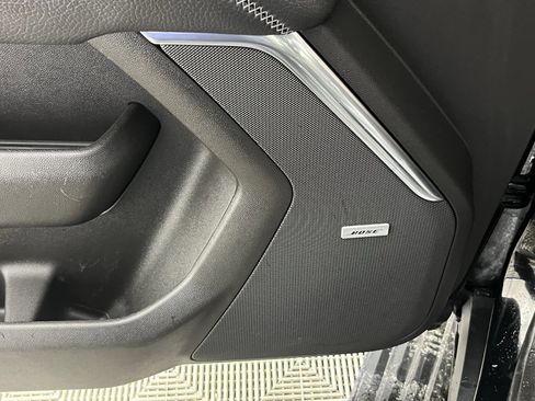 Used 2021 GMC Yukon Denali w/ Denali Premium Package image 19