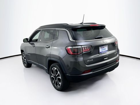 Used 2022 Jeep Compass Limited AWD/4WD image 7