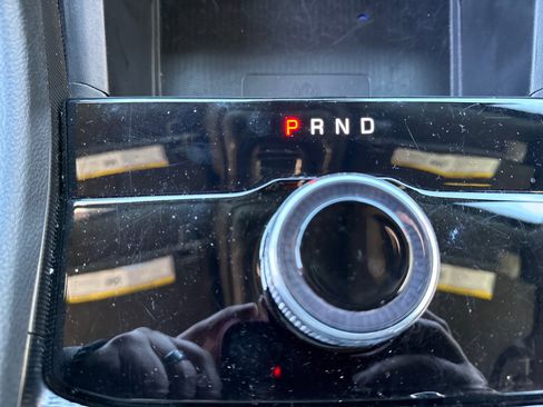 Used 2025 Jeep Grand Cherokee Altitude image 23