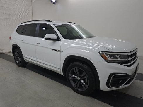 Used 2021 Volkswagen Atlas SE FWD image 4