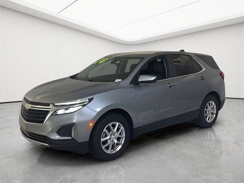 Used 2024 Chevrolet Equinox LT w/ LPO, Floor Liner Package FWD image 4