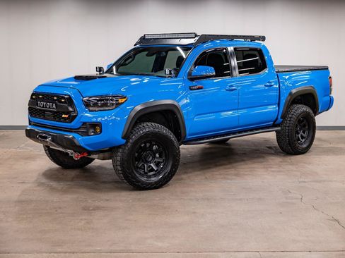 Used 2019 Toyota Tacoma TRD Pro AWD/4WD image 19
