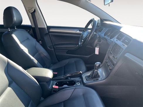 Used 2015 Volkswagen Golf TDI SE w/ Lighting Package image 15