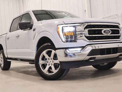 Certified 2021 Ford F150 XLT w/ Equipment Group 302A High image 41