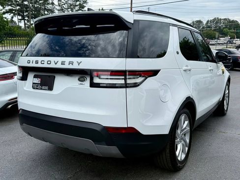 Used 2018 Land Rover Discovery SE AWD/4WD image 9