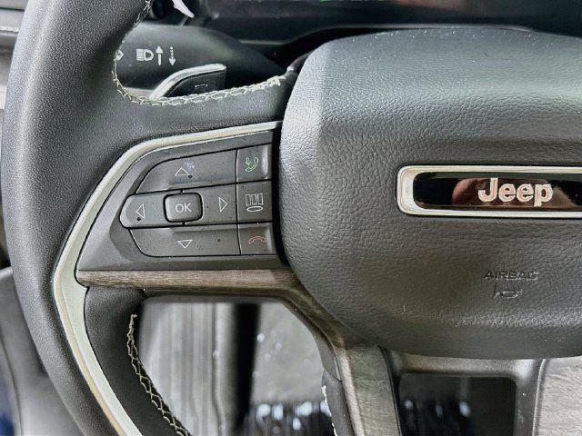 Used 2023 Jeep Grand Cherokee 30th Anniversary AWD/4WD image 24