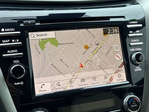 Used 2024 Nissan Murano SL image 17