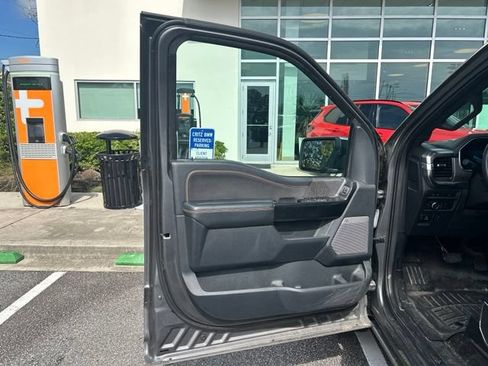 Used 2022 Ford F150 Platinum AWD/4WD image 14