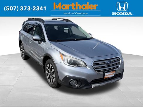Used 2016 Subaru Outback 3.6R Limited AWD/4WD image 7