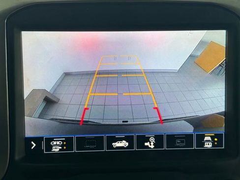 Used 2020 Chevrolet Silverado 1500 LTZ w/ LTZ Premium Package image 4